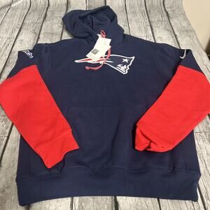 NWT Men’s Nike New England Patriots Sideline Hoodie Small Navy/red S Sweatshirt